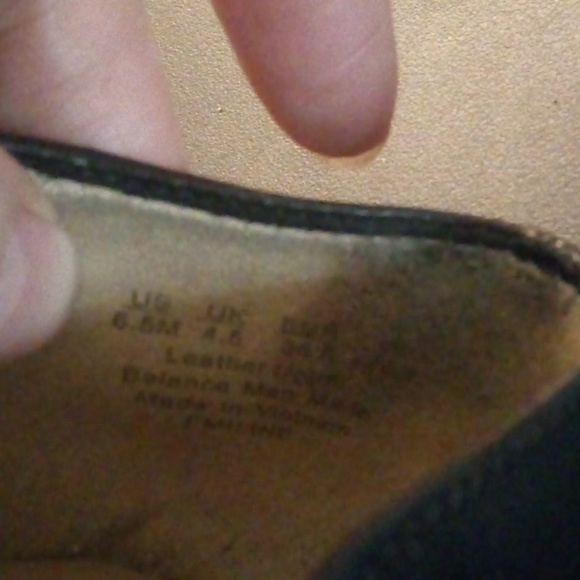 Naturalizer Black Pumps _ Size 6.5 - Picture 4 of 8